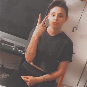 Meet your Posher, Ivy